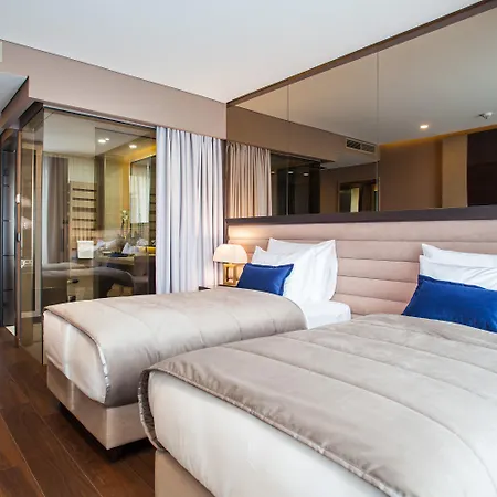 Saint Boutique Hotel, Small Luxury 5* Belgrad