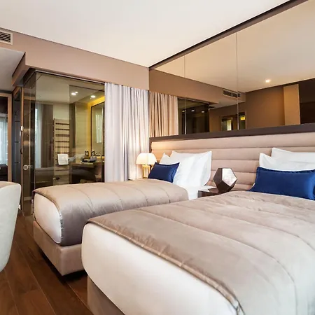 Отель Saint Ten Boutique Hotel, Small Luxury Hotels 5*