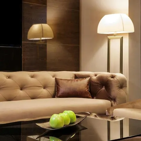 Saint Ten Boutique Hotel, Small Luxury Hotels Отель 5*