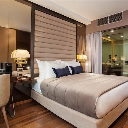 Saint Boutique Hotel, Small Luxury Hotel 5*