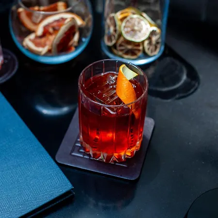 Saint Ten Boutique Hotel, Small Luxury Hotels 5* Белград