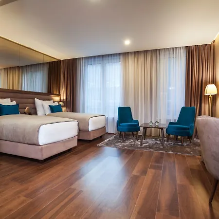 Saint Ten Boutique Hotel, Small Luxury Hotels Отель 5*