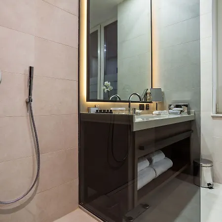 Saint Boutique Hotel, Small Luxury Hotel