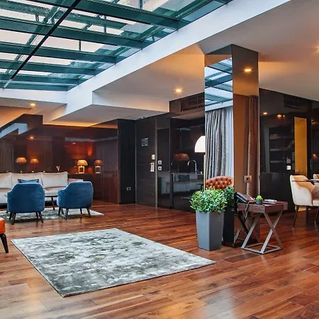 Saint Boutique Hotel, Small Luxury