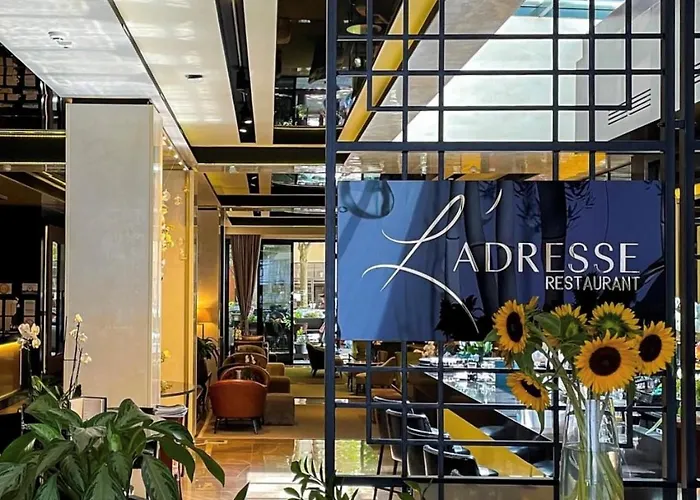 Saint Ten Boutique Hotel, Small Luxury Hotels Hotel