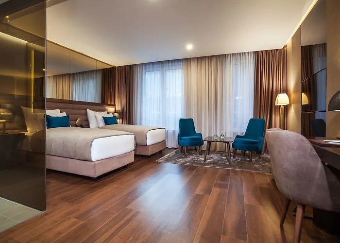 Saint Ten Boutique Hotel, Small Luxury Hotels Hotel 5*