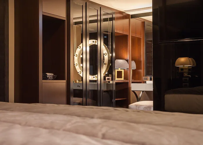 Saint Ten Boutique Hotel, Small Luxury Hotels Hotel Belgrade