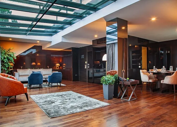 Saint Ten Boutique Hotel, Small Luxury Hotels